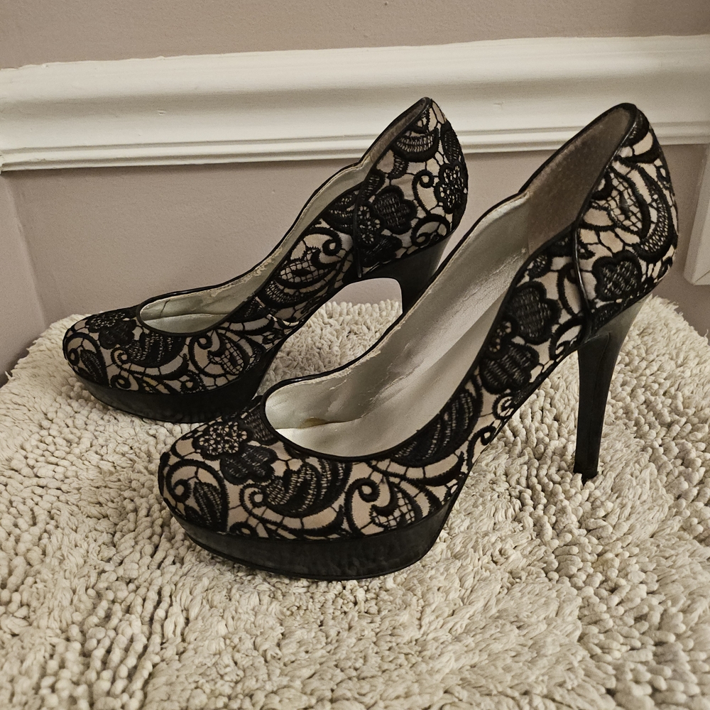 Guess Black Floral Lace Platform Stiletto Heel Pumps - Women's Size 7.5